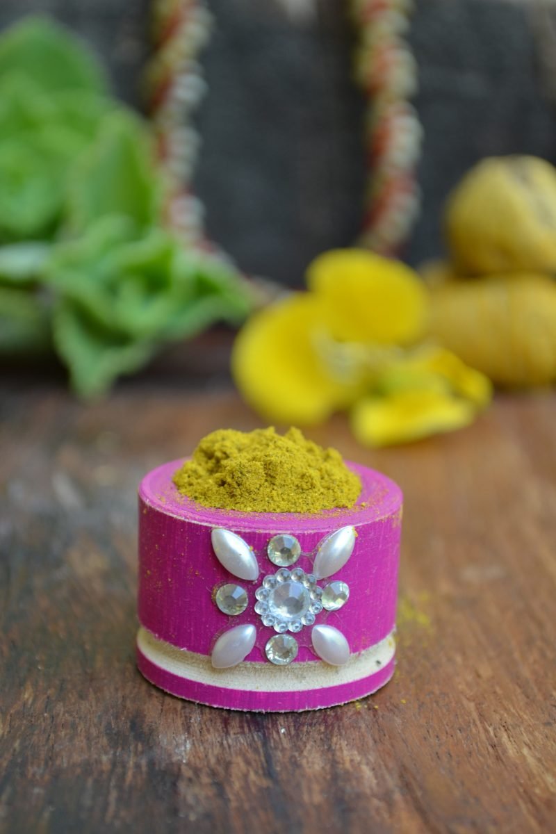 Kasthuri Manjal Powder Uses